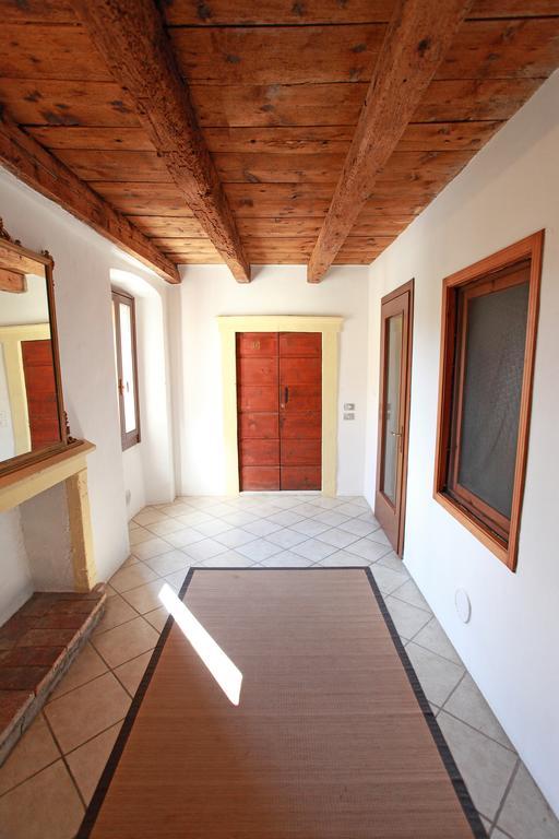 Agriturismo Licensi Del Bresa Βίλα Monzambano Δωμάτιο φωτογραφία