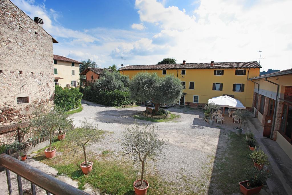 Agriturismo Licensi Del Bresa Βίλα Monzambano Εξωτερικό φωτογραφία