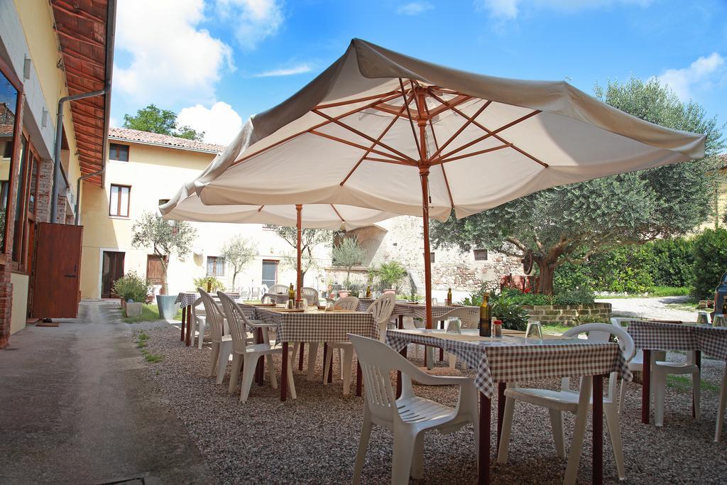 Agriturismo Licensi Del Bresa Βίλα Monzambano Δωμάτιο φωτογραφία
