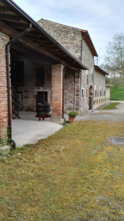 Agriturismo Licensi Del Bresa Βίλα Monzambano Εξωτερικό φωτογραφία