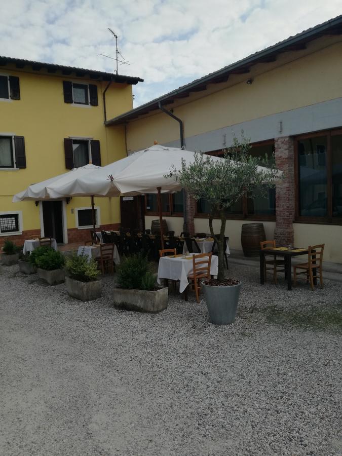 Agriturismo Licensi Del Bresa Βίλα Monzambano Εξωτερικό φωτογραφία