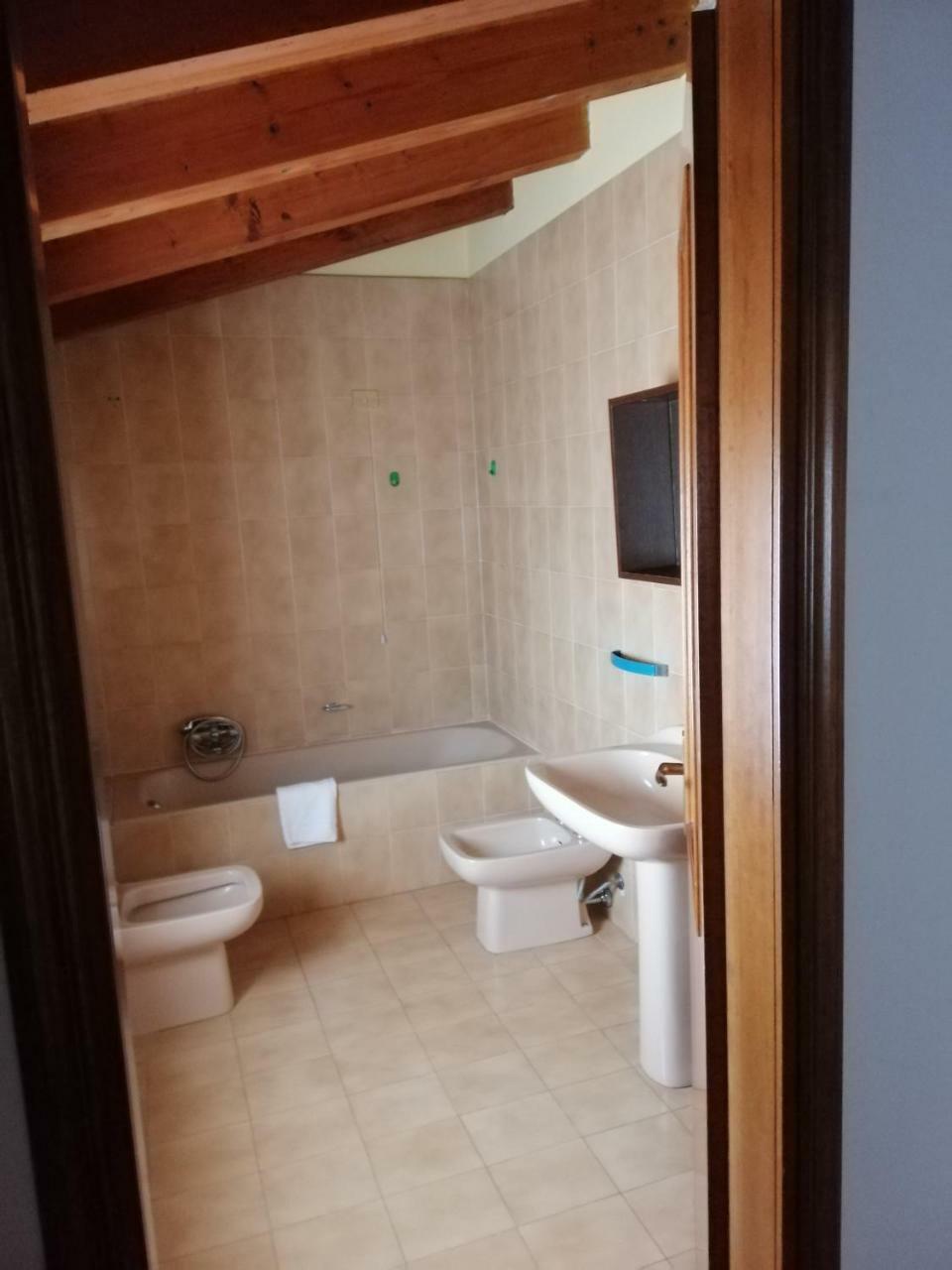 Agriturismo Licensi Del Bresa Βίλα Monzambano Εξωτερικό φωτογραφία